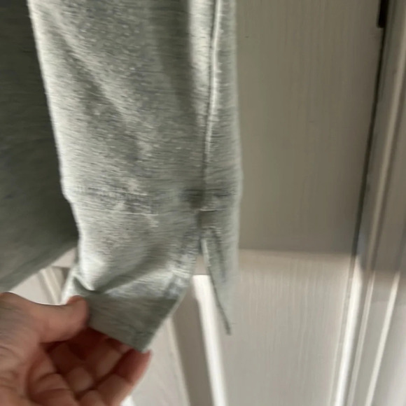 Westbound women’s blouse - Picture 3 of 5